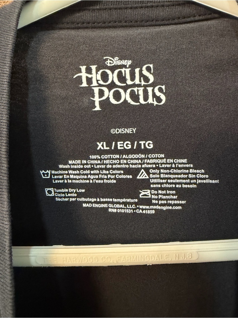 Hocus Pocus Gray Graphic Tee* - size XL - Picture 2 of 3